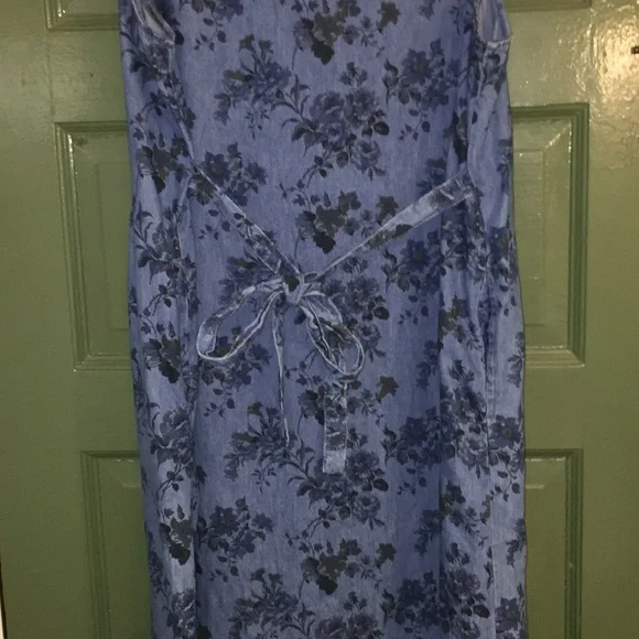 Vintage Capacity Blue Floral Jean Dress - Picture 5 of 11